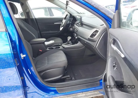 2022 Kia Seltos Lx z USA, uszkodzony, nr VIN KNDEPCAAXN7337848